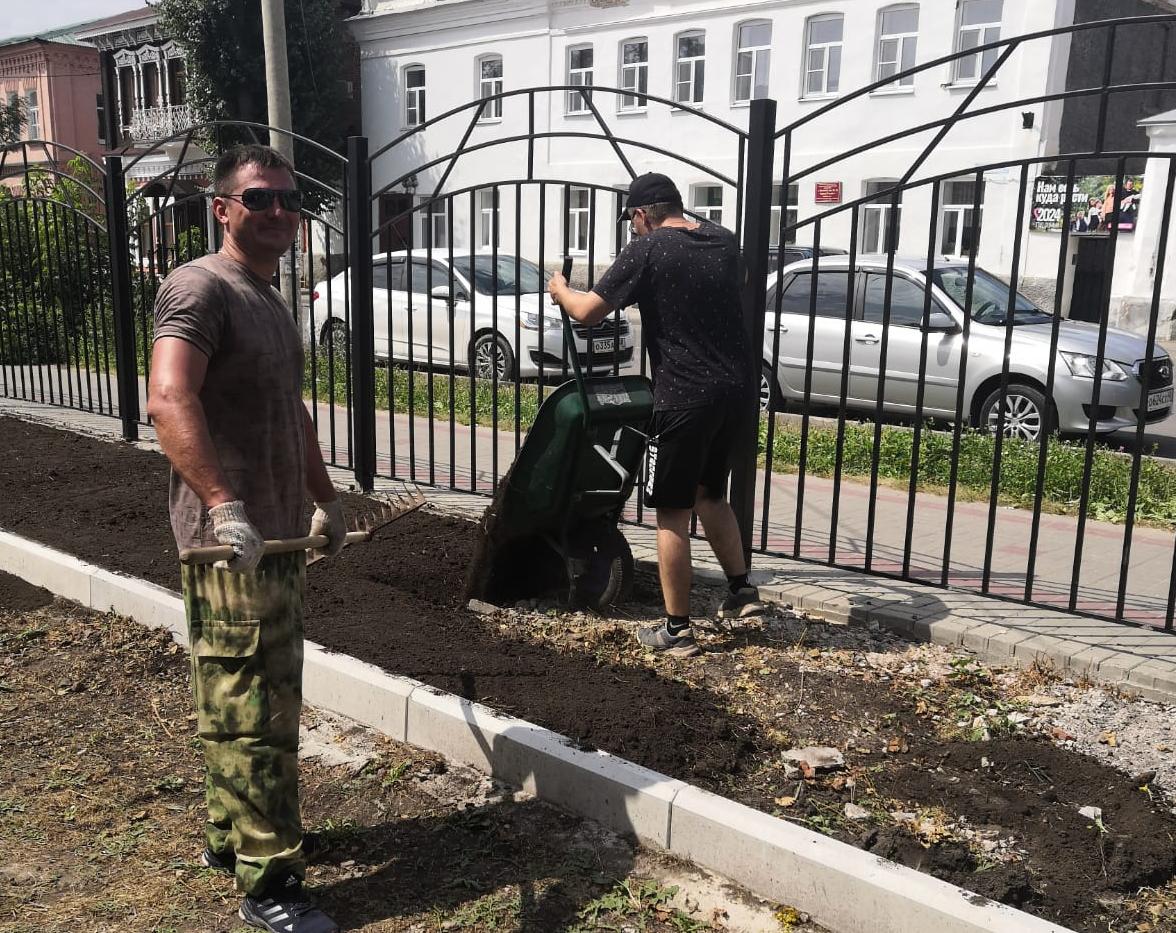 В институте начался трудовой семестр